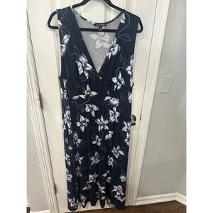 41 hawthorn beatriz maxi dress with side slit 41 HAWTHORN Women's Beatriz Maxi Dress Floral Black Side Slit Size Small Petite